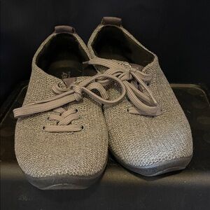 Arcopedico Gray Knit Lace-Up Flats